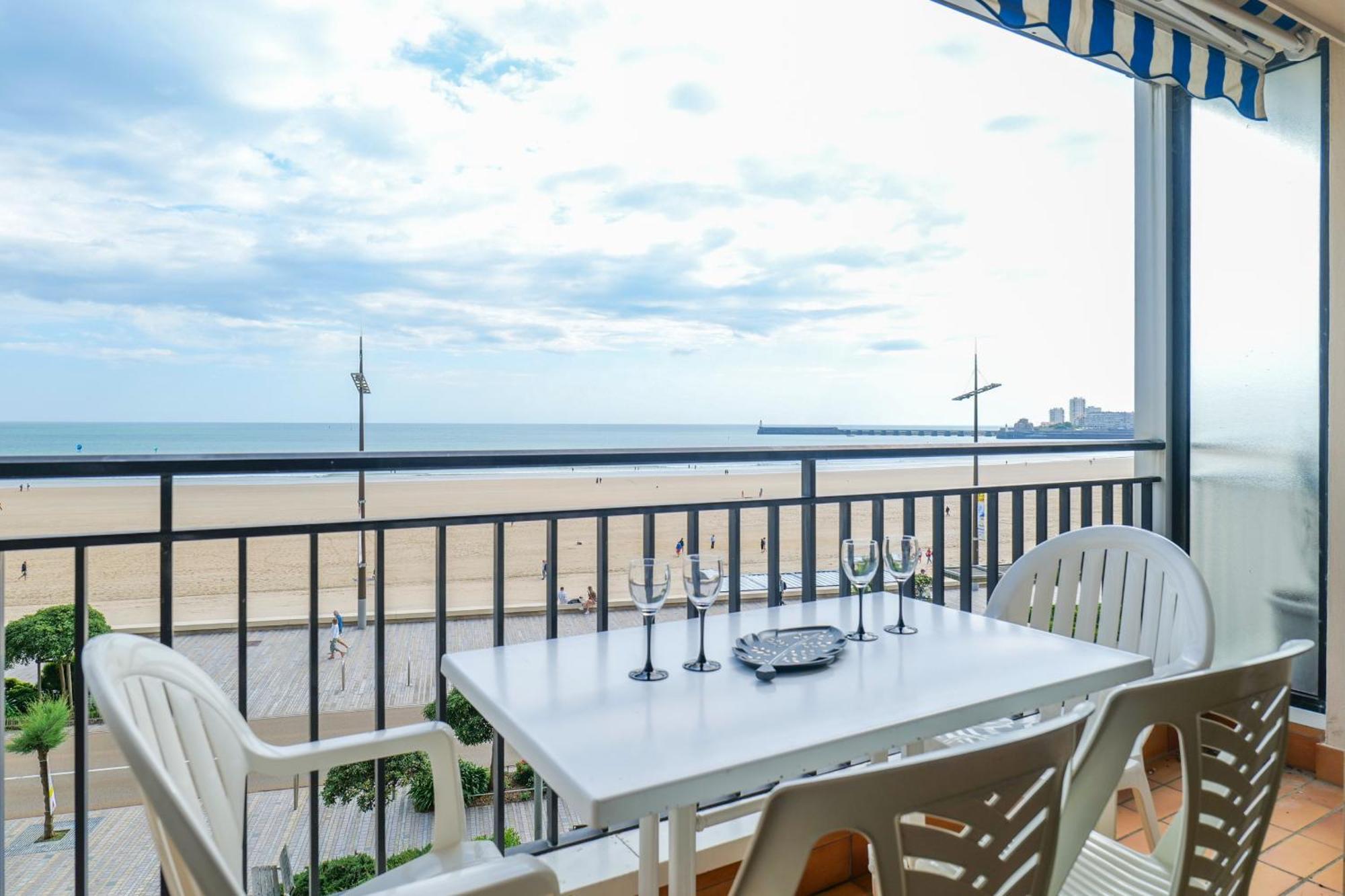 Appartement Avec Vue Sur La Baie Des Sables D'Olonne - 4 Personnes Les Sables-d'Olonne Exterior photo