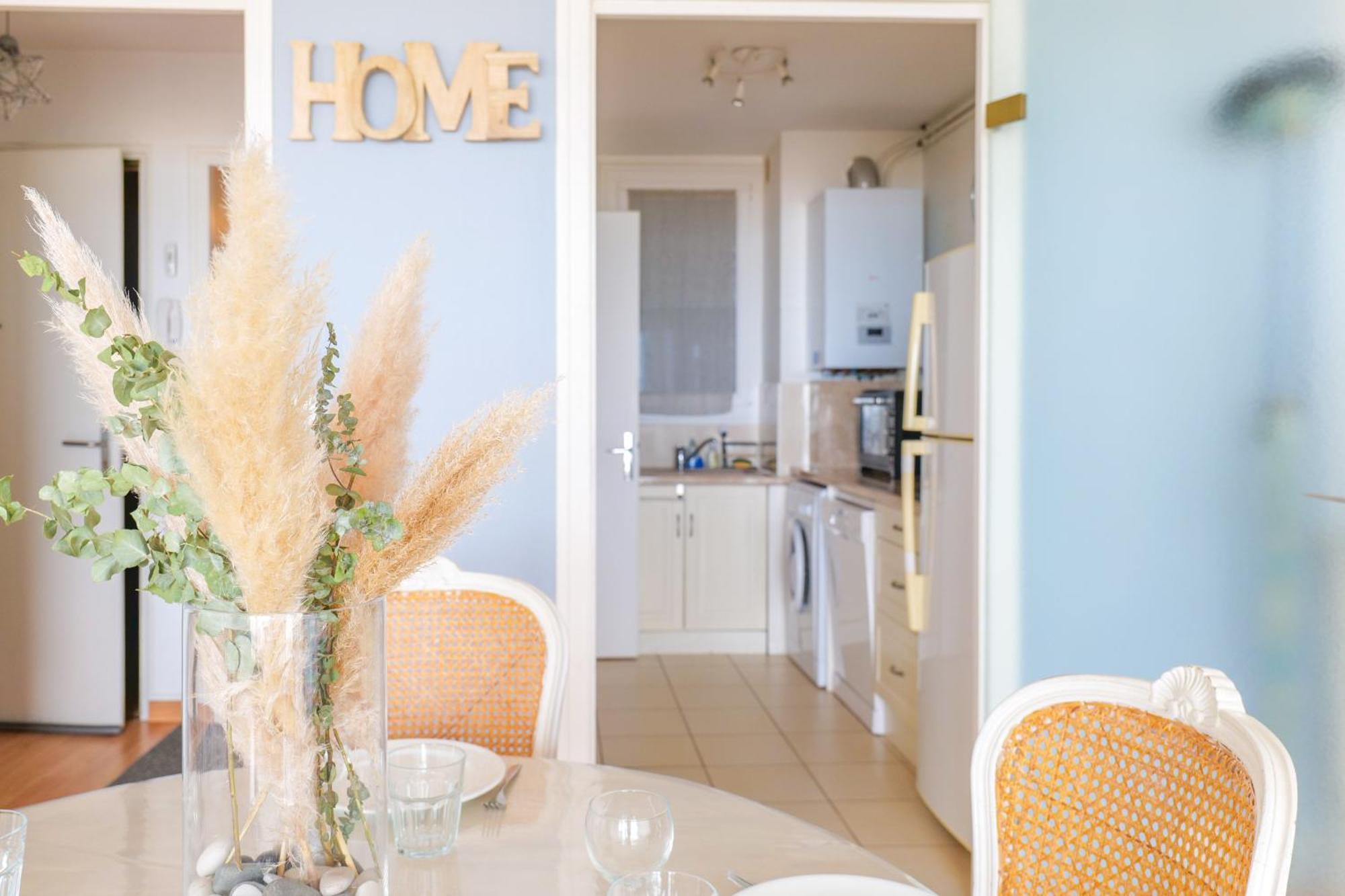Appartement Avec Vue Sur La Baie Des Sables D'Olonne - 4 Personnes Les Sables-d'Olonne Exterior photo