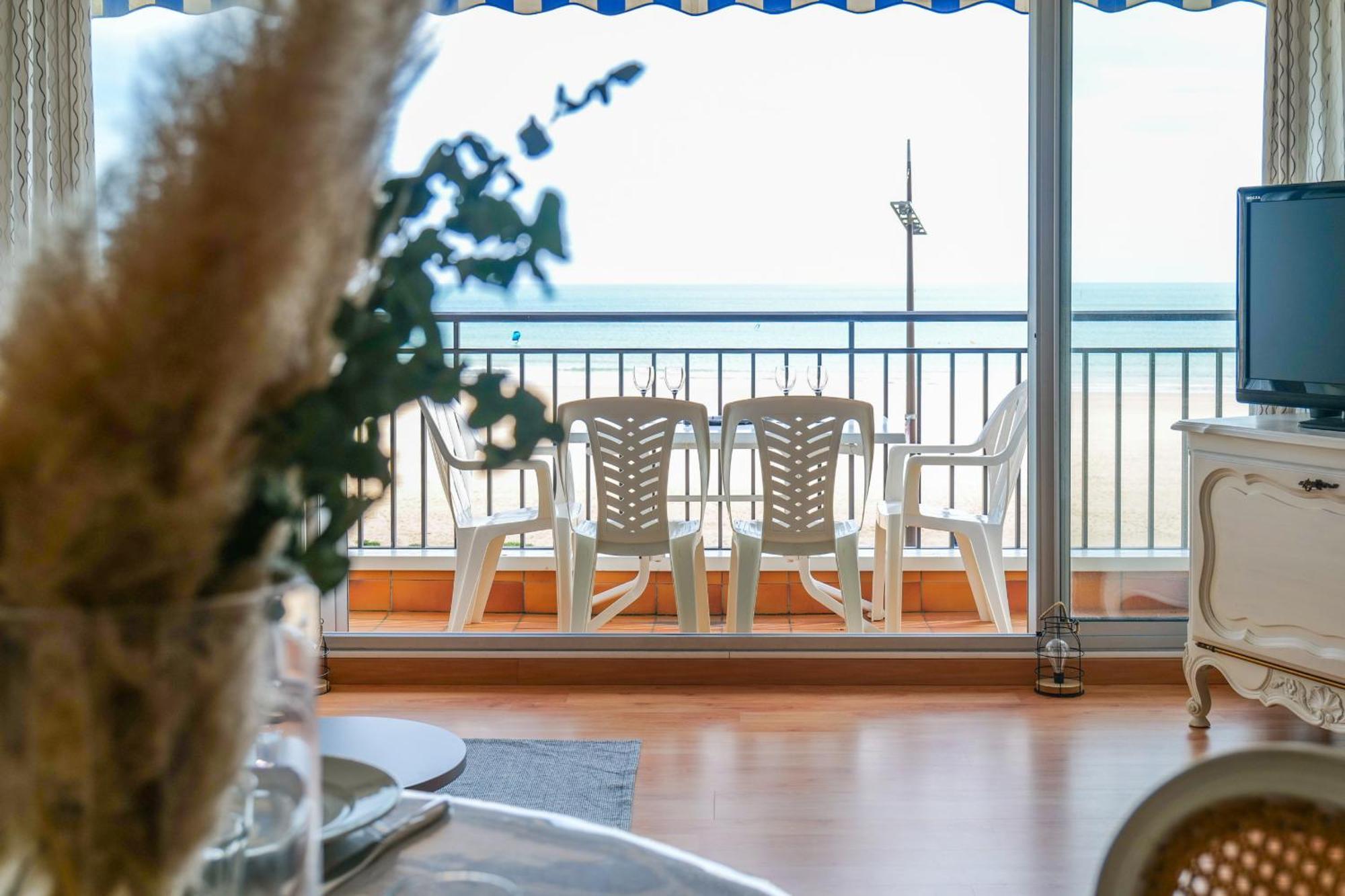 Appartement Avec Vue Sur La Baie Des Sables D'Olonne - 4 Personnes Les Sables-d'Olonne Exterior photo